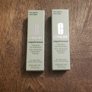 New in box Clinique Set of 2 lip treatments